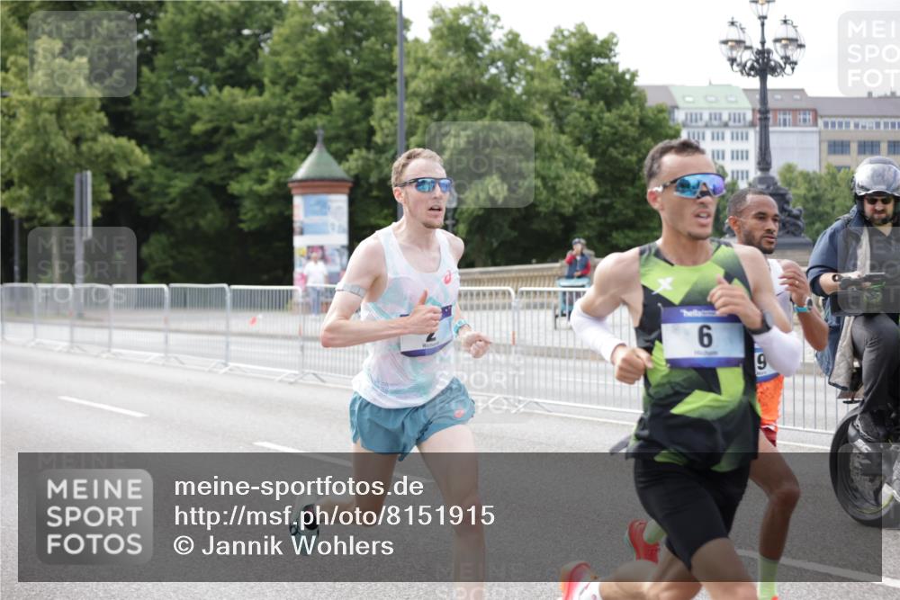 29.06.2025 - hella hamburg halbmarathon Jannik Wohlers http://msf.ph/oto/8151915 29.06.2025 09:31:00 Lombardsbrücke 1, 2, 4, 5, 6, 7, 8, 9, 10, 11, 13, 16, 22, 23, 25, 59 meine-sportfotos.de