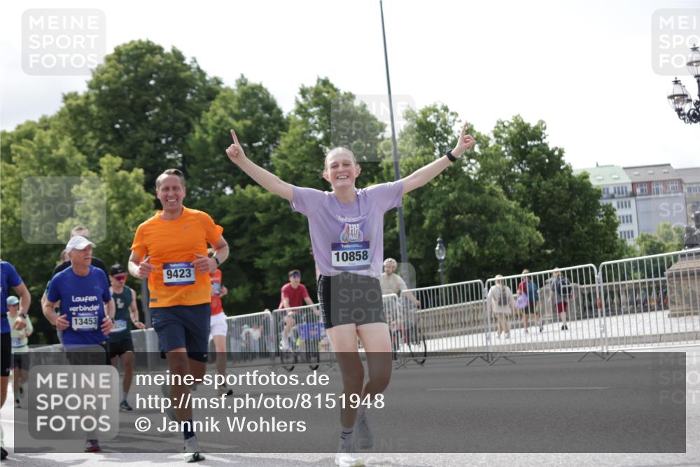 29.06.2025 - hella hamburg halbmarathon Jannik Wohlers http://msf.ph/oto/8151948 29.06.2025 10:14:59 Lombardsbrücke 1524, 2110, 2720, 3417, 3650, 5271, 5739, 5986, 6317, 7452, 7809, 7810, 8256, 9307, 9423, 9847, 9997, 10858, 12457, 12521, 12524, 13197, 13453, 13500, 15150, 15740, 16040, 16041, 17949, 18203, 18252, 18769, 18800, 18939, 19027 meine-sportfotos.de