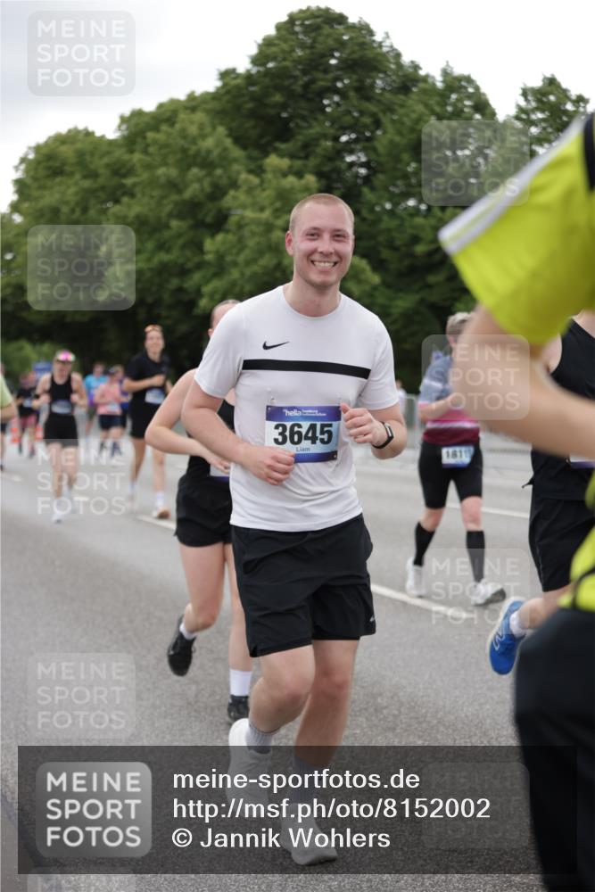 29.06.2025 - hella hamburg halbmarathon Jannik Wohlers http://msf.ph/oto/8152002 29.06.2025 10:51:59 Lombardsbrücke 2420, 2528, 3645, 4436, 4815, 5262, 5360, 6386, 6403, 6404, 6406, 6671, 7690, 7691, 7735, 7812, 8194, 8196, 9103, 9368, 9731, 10080, 10296, 10342, 10392, 10634, 10884, 11084, 11126, 11127, 11297, 11736, 11899, 11974, 12089, 12247, 12525, 12546, 12558, 13094, 13207, 13208, 13538, 13677, 14215, 14893, 15205, 16262, 16492, 16752, 16973, 17326, 17327, 18115, 18633, 18668, 18756, 18817 meine-sportfotos.de