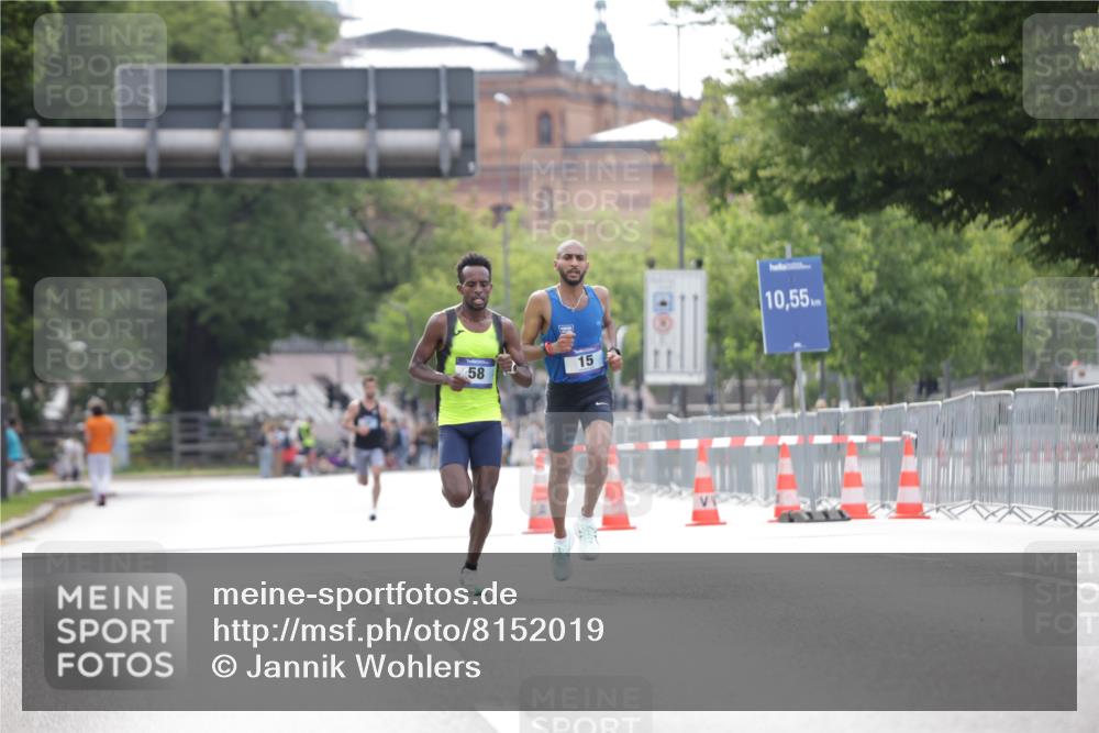 29.06.2025 - hella hamburg halbmarathon Jannik Wohlers http://msf.ph/oto/8152019 29.06.2025 09:31:11 Lombardsbrücke 1, 2, 4, 5, 6, 7, 8, 9, 10, 11, 13, 16, 22, 23, 25, 59 meine-sportfotos.de
