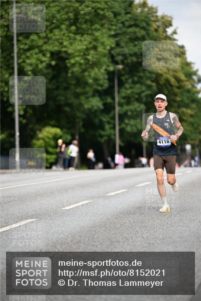 29.06.2025 - hella hamburg halbmarathon Dr. Thomas Lammeyer http://msf.ph/oto/8152021 29.06.2025 09:41:13 Kennedybrücke 4116, 11409 meine-sportfotos.de