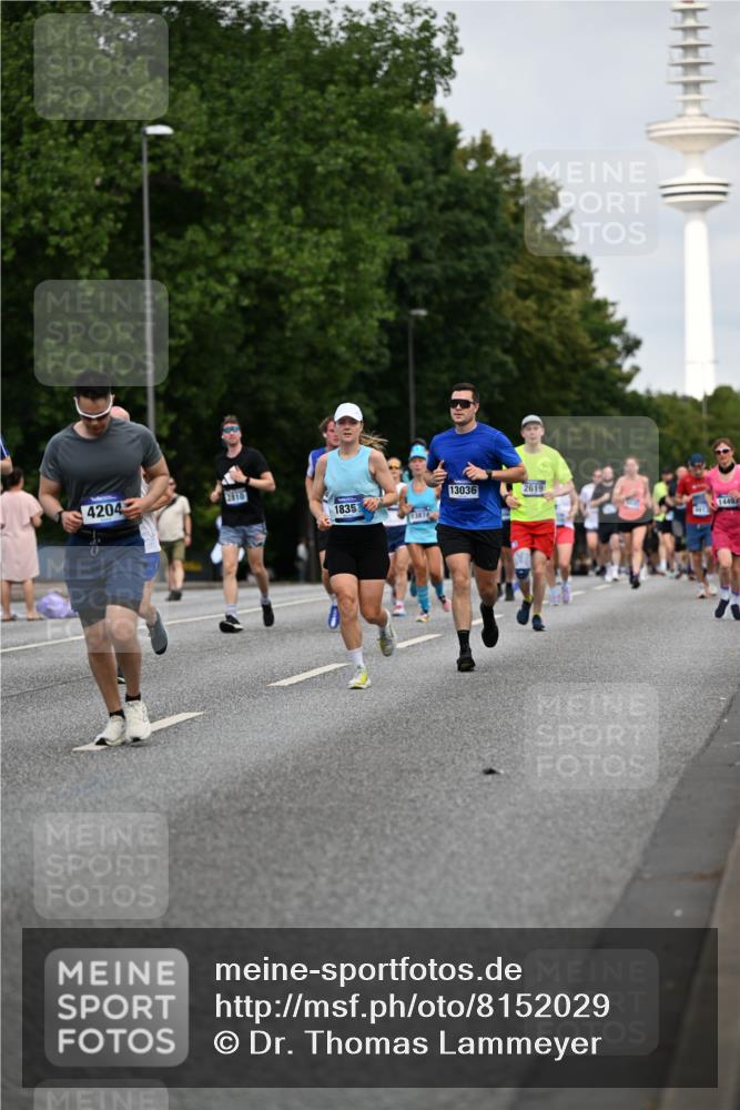 29.06.2025 - hella hamburg halbmarathon Dr. Thomas Lammeyer http://msf.ph/oto/8152029 29.06.2025 10:07:11 Kennedybrücke 1135, 1138, 1482, 1702, 2619, 2712, 2780, 2810, 3630, 4066, 4204, 4613, 4665, 5734, 6208, 6815, 7869, 7888, 8481, 8483, 8624, 9439, 10128 meine-sportfotos.de