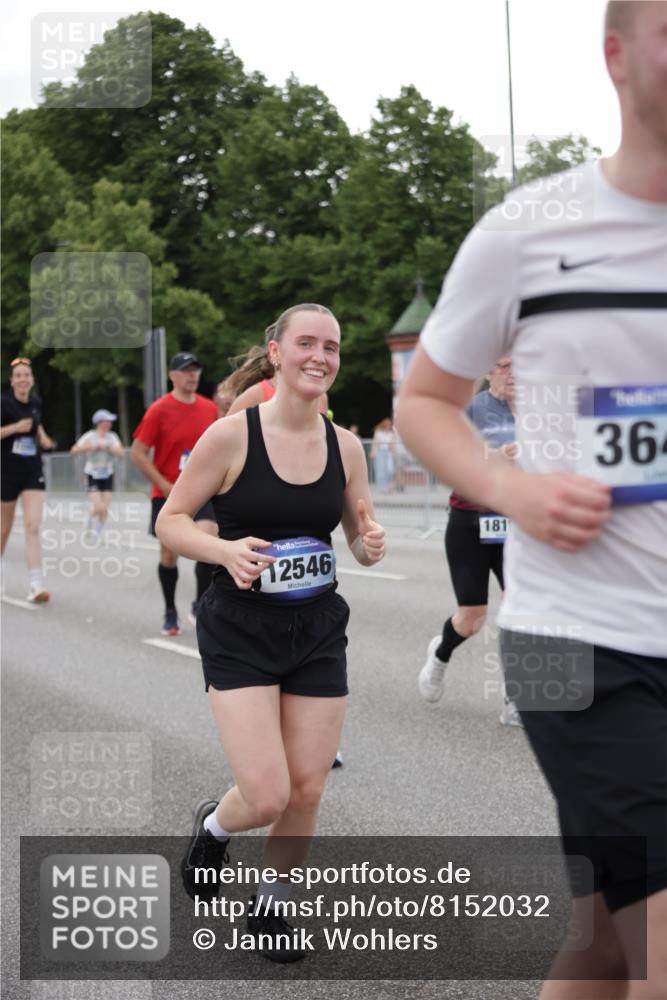 29.06.2025 - hella hamburg halbmarathon Jannik Wohlers http://msf.ph/oto/8152032 29.06.2025 10:52:00 Lombardsbrücke 2420, 2528, 3645, 4815, 5262, 5360, 6386, 6403, 6404, 6406, 6671, 7690, 7691, 7735, 7812, 8194, 8196, 9068, 9103, 9368, 9731, 10080, 10296, 10342, 10392, 10634, 10884, 10928, 11084, 11297, 11736, 11899, 11974, 12089, 12247, 12525, 12546, 12558, 13094, 13207, 13208, 13538, 13677, 14215, 14893, 15205, 16262, 16492, 16752, 16973, 17326, 17327, 18115, 18633, 18668, 18756, 18817 meine-sportfotos.de