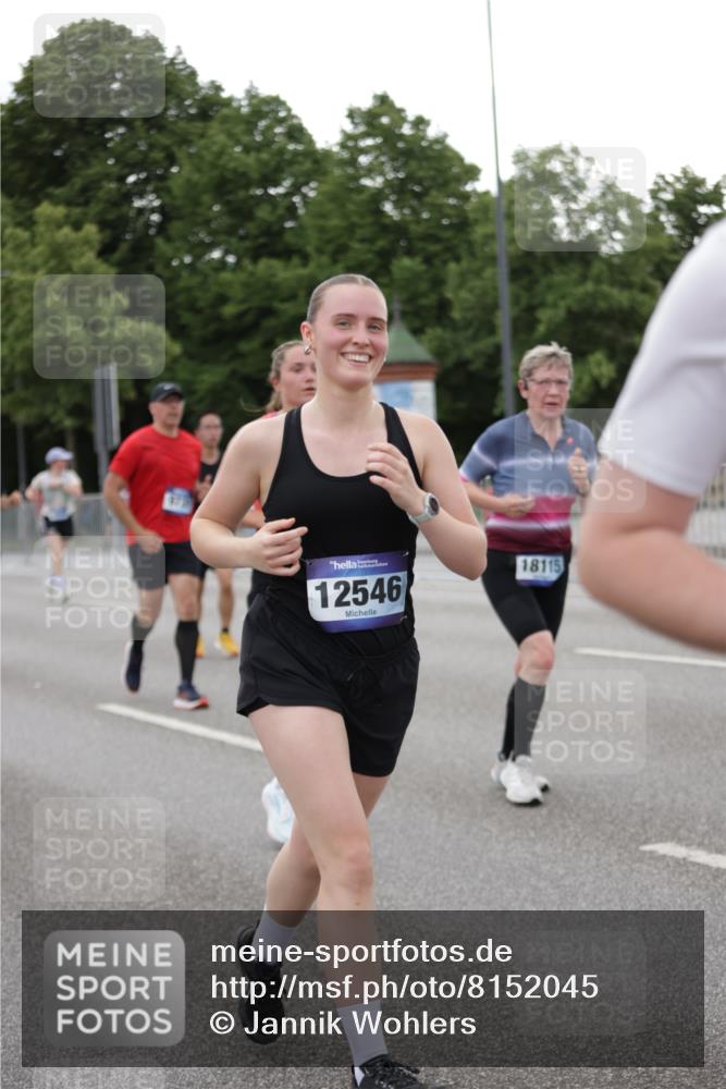 29.06.2025 - hella hamburg halbmarathon Jannik Wohlers http://msf.ph/oto/8152045 29.06.2025 10:52:00 Lombardsbrücke 2420, 2528, 3645, 4815, 5262, 5360, 6386, 6403, 6404, 6406, 6671, 7690, 7691, 7735, 7812, 8194, 8196, 9068, 9103, 9368, 9731, 10080, 10296, 10342, 10392, 10634, 10884, 10928, 11084, 11297, 11736, 11899, 11974, 12089, 12247, 12525, 12546, 12558, 13094, 13207, 13208, 13538, 13677, 14215, 14893, 15205, 16262, 16492, 16752, 16973, 17326, 17327, 18115, 18633, 18668, 18756, 18817 meine-sportfotos.de