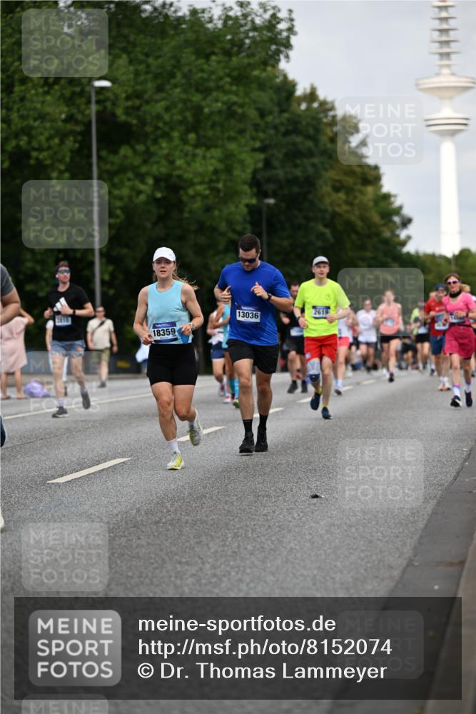 29.06.2025 - hella hamburg halbmarathon Dr. Thomas Lammeyer http://msf.ph/oto/8152074 29.06.2025 10:07:12 Kennedybrücke 1135, 1138, 1482, 1702, 2619, 2712, 2780, 2782, 2810, 3572, 3630, 4066, 4204, 4613, 4665, 5734, 6208, 6815, 7210, 7211, 7290, 7869, 7888, 8481, 8483, 8624, 9439, 10128 meine-sportfotos.de