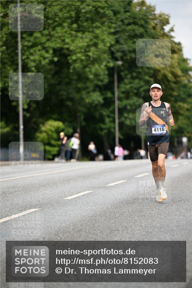 29.06.2025 - hella hamburg halbmarathon Dr. Thomas Lammeyer http://msf.ph/oto/8152083 29.06.2025 09:41:13 Kennedybrücke 4116, 11409 meine-sportfotos.de