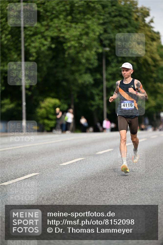 29.06.2025 - hella hamburg halbmarathon Dr. Thomas Lammeyer http://msf.ph/oto/8152098 29.06.2025 09:41:14 Kennedybrücke 4116, 11409 meine-sportfotos.de