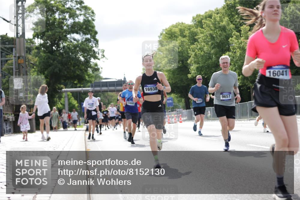 29.06.2025 - hella hamburg halbmarathon Jannik Wohlers http://msf.ph/oto/8152130 29.06.2025 10:15:09 Lombardsbrücke 1440, 2110, 2720, 2989, 3417, 4466, 4492, 4494, 5069, 5739, 6376, 6576, 7809, 7810, 9192, 9307, 9423, 9657, 10108, 10775, 10858, 12457, 12521, 13197, 13453, 13500, 14413, 14552, 14630, 15150, 15307, 15740, 16040, 16041, 16938, 17949, 18150, 18203, 18252, 19027 meine-sportfotos.de
