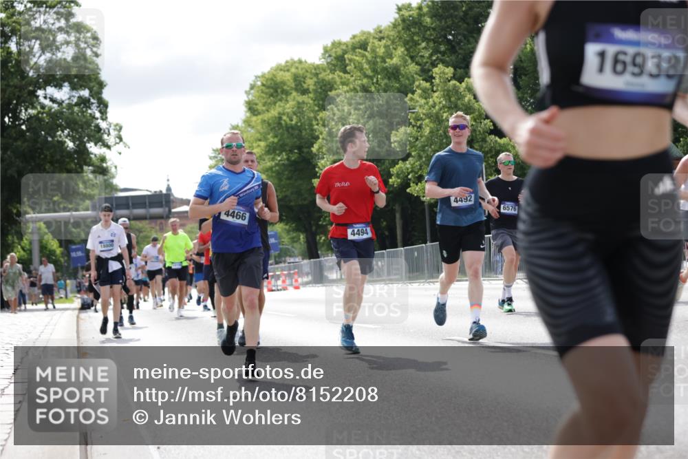 29.06.2025 - hella hamburg halbmarathon Jannik Wohlers http://msf.ph/oto/8152208 29.06.2025 10:15:11 Lombardsbrücke 1440, 2110, 2720, 2989, 3417, 4007, 4466, 4492, 4494, 5069, 5739, 6376, 6576, 7809, 9192, 9307, 9423, 9657, 10108, 10775, 10858, 12457, 12521, 13197, 13453, 13500, 13818, 14413, 14550, 14552, 14630, 15307, 16040, 16041, 16938, 17350, 17949, 18150, 18203, 18252 meine-sportfotos.de
