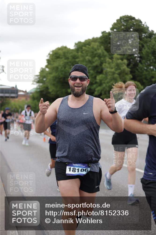 29.06.2025 - hella hamburg halbmarathon Jannik Wohlers http://msf.ph/oto/8152336 29.06.2025 10:52:21 Lombardsbrücke 1369, 1826, 2146, 2362, 2701, 2983, 3140, 3227, 4591, 4729, 7032, 7511, 7737, 8641, 9068, 9070, 9545, 10055, 10600, 10879, 10928, 10981, 11919, 12127, 12128, 12994, 13305, 14009, 14424, 14643, 14704, 14827, 14897, 15438, 15439, 15447, 15867, 15906, 16053, 16056, 16794, 16984, 17002, 17050, 17359, 17896, 18106, 18205, 18645, 18751, 18997, 19063, 19097 meine-sportfotos.de