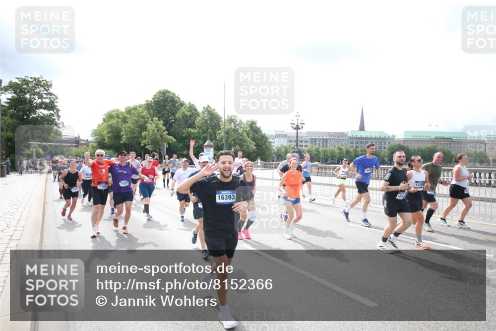 29.06.2025 - hella hamburg halbmarathon Jannik Wohlers http://msf.ph/oto/8152366 29.06.2025 10:42:02 Lombardsbrücke 1150, 1360, 1624, 1929, 1957, 1994, 2069, 2134, 2538, 2580, 3605, 3874, 4353, 4778, 4891, 4892, 5403, 5419, 5810, 6828, 7040, 7260, 7557, 7666, 8459, 8525, 8526, 8712, 8816, 9370, 9980, 10532, 10842, 10872, 10899, 11074, 11075, 11463, 11464, 11468, 11550, 11677, 12403, 12684, 12854, 12903, 12904, 13250, 13406, 13456, 13952, 13953, 14042, 14084, 14108, 14328, 14405, 14426, 14468, 14556, 14585, 14636, 14769, 15004, 15155, 15219, 15912, 15977, 16215, 16352 meine-sportfotos.de