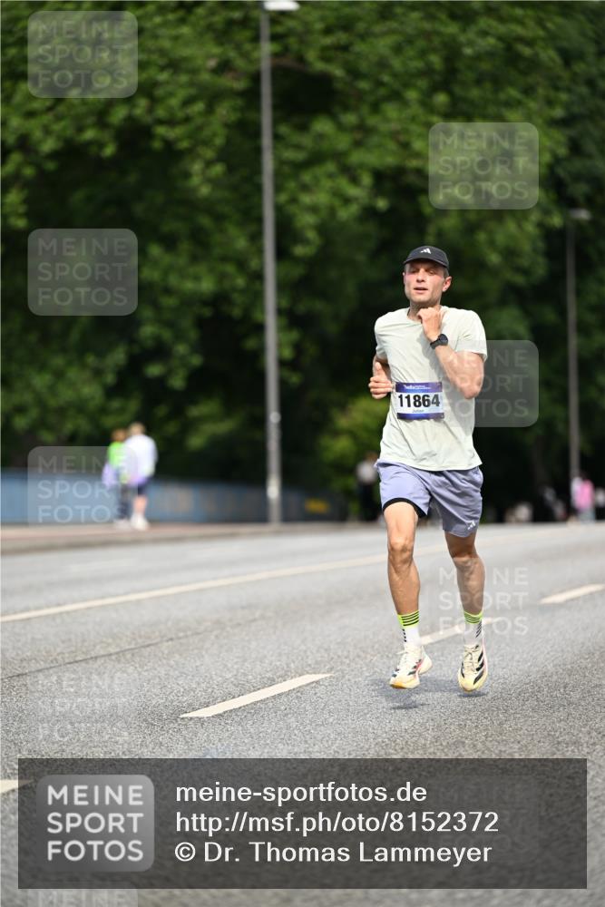 29.06.2025 - hella hamburg halbmarathon Dr. Thomas Lammeyer http://msf.ph/oto/8152372 29.06.2025 09:41:26 Kennedybrücke 4116, 11409 meine-sportfotos.de