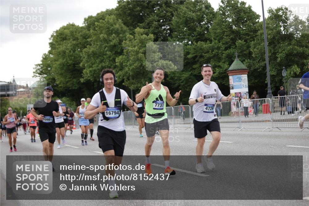 29.06.2025 - hella hamburg halbmarathon Jannik Wohlers http://msf.ph/oto/8152437 29.06.2025 10:52:25 Lombardsbrücke 1369, 1826, 2146, 2362, 2701, 2988, 3140, 3227, 3787, 4591, 4729, 7032, 7737, 8641, 9545, 10055, 10417, 10568, 10600, 10879, 10981, 11919, 12127, 12128, 12994, 14009, 14643, 14704, 14765, 14807, 14827, 14897, 15438, 15439, 15447, 15867, 16053, 16056, 16794, 16961, 16984, 17050, 17359, 17896, 18106, 18205, 18645, 18997, 19063, 19097 meine-sportfotos.de