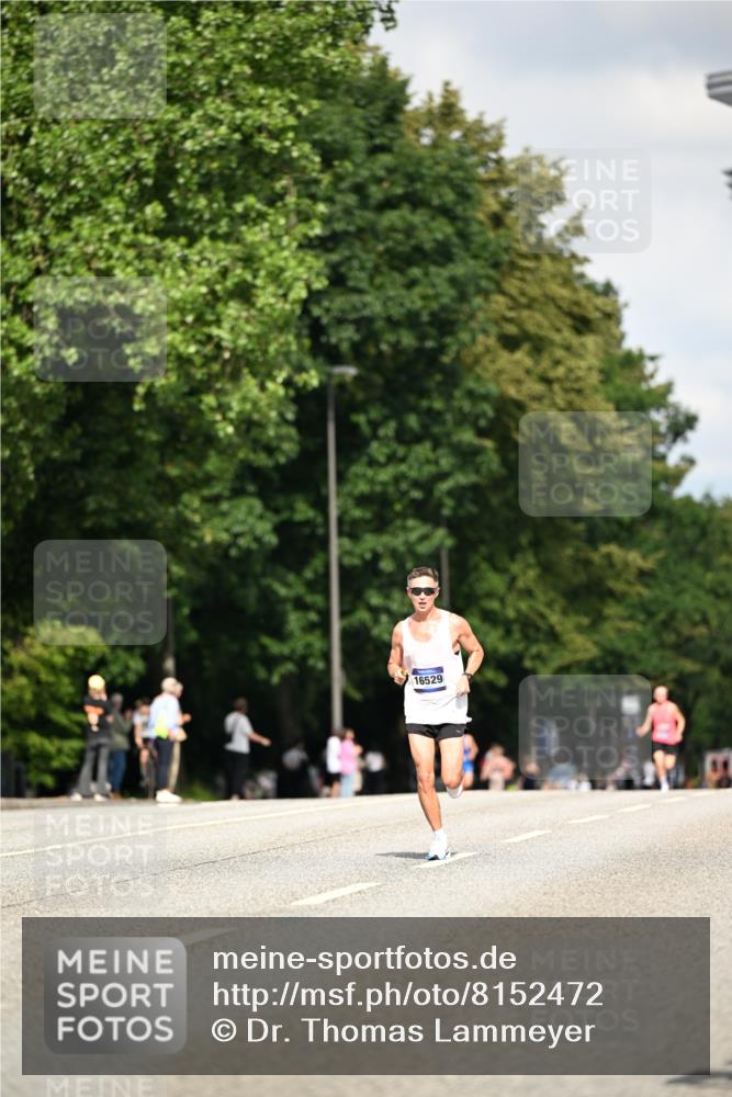 29.06.2025 - hella hamburg halbmarathon Dr. Thomas Lammeyer http://msf.ph/oto/8152472 29.06.2025 09:41:54 Kennedybrücke  meine-sportfotos.de