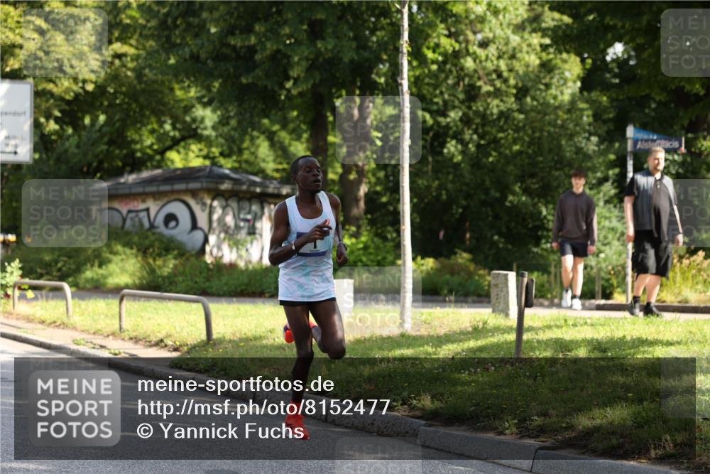 29.06.2025 - hella hamburg halbmarathon Yannick Fuchs http://msf.ph/oto/8152477 29.06.2025 09:57:48 20KM 5 meine-sportfotos.de