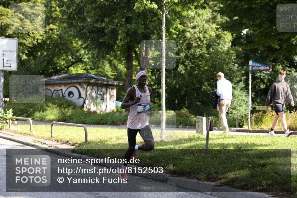 29.06.2025 - hella hamburg halbmarathon Yannick Fuchs http://msf.ph/oto/8152503 29.06.2025 09:57:50 20KM  meine-sportfotos.de
