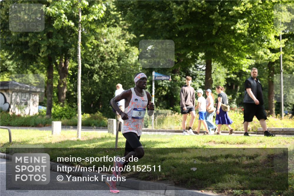 29.06.2025 - hella hamburg halbmarathon Yannick Fuchs http://msf.ph/oto/8152511 29.06.2025 09:57:51 20KM  meine-sportfotos.de