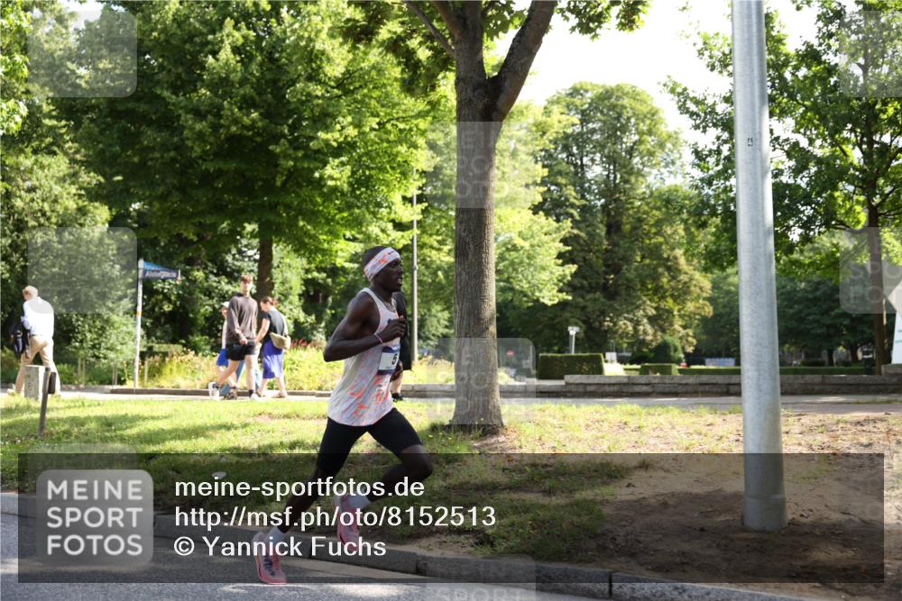 29.06.2025 - hella hamburg halbmarathon Yannick Fuchs http://msf.ph/oto/8152513 29.06.2025 09:57:51 20KM  meine-sportfotos.de
