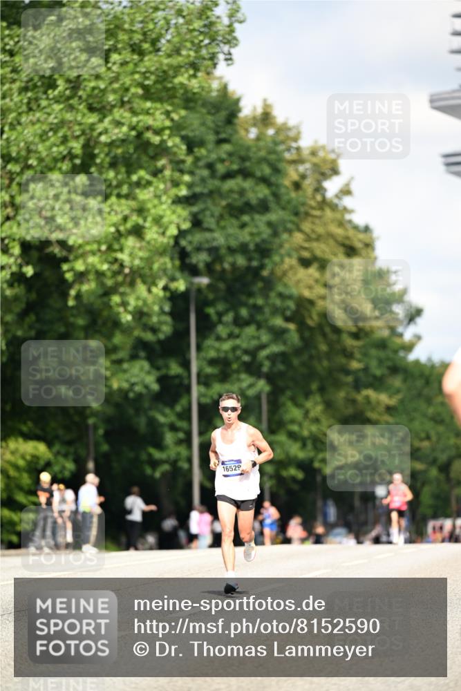 29.06.2025 - hella hamburg halbmarathon Dr. Thomas Lammeyer http://msf.ph/oto/8152590 29.06.2025 09:41:54 Kennedybrücke  meine-sportfotos.de