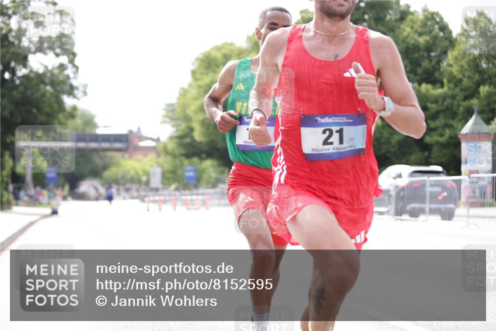 29.06.2025 - hella hamburg halbmarathon Jannik Wohlers http://msf.ph/oto/8152595 29.06.2025 09:31:56 Lombardsbrücke 17, 21 meine-sportfotos.de