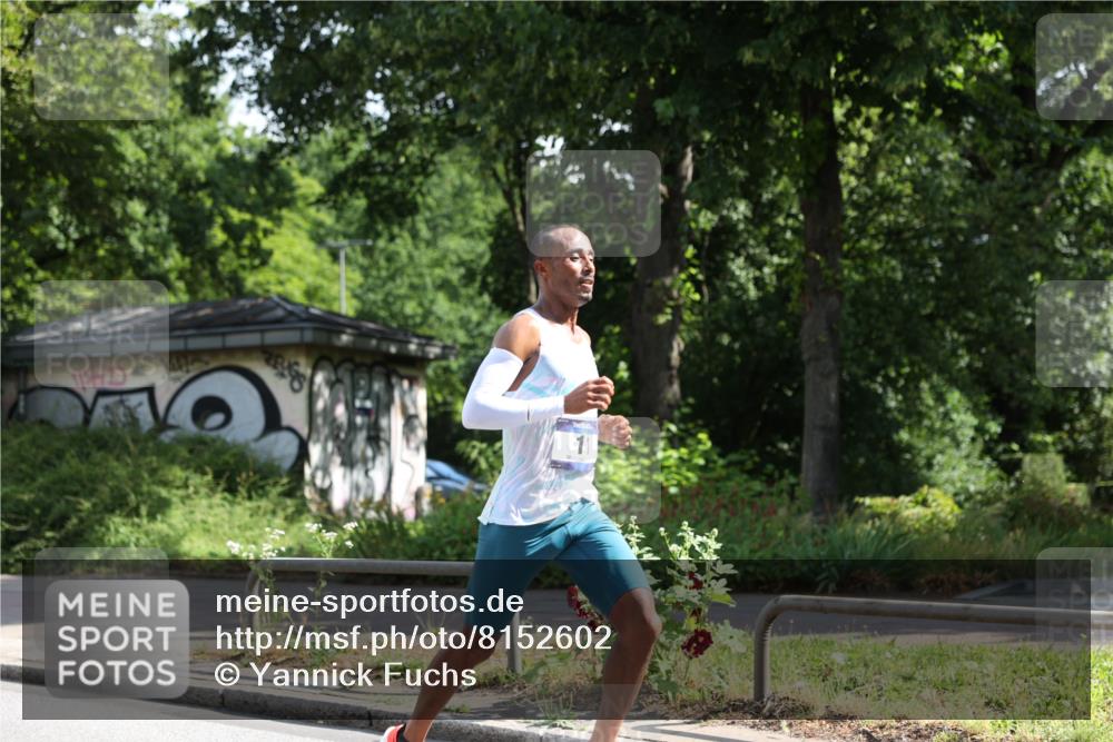 29.06.2025 - hella hamburg halbmarathon Yannick Fuchs http://msf.ph/oto/8152602 29.06.2025 09:58:45 20KM 2, 10, 11, 22, 25 meine-sportfotos.de