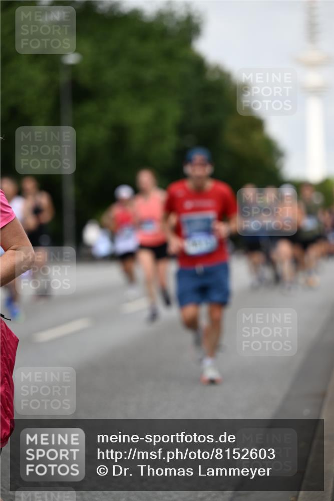 29.06.2025 - hella hamburg halbmarathon Dr. Thomas Lammeyer http://msf.ph/oto/8152603 29.06.2025 10:07:22 Kennedybrücke 1114, 1135, 1138, 1482, 1702, 2619, 2782, 2810, 3001, 3572, 3630, 4066, 4204, 4613, 4665, 5734, 6217, 7210, 7211, 7290, 7888, 8614, 9439, 9554, 10128, 10824 meine-sportfotos.de