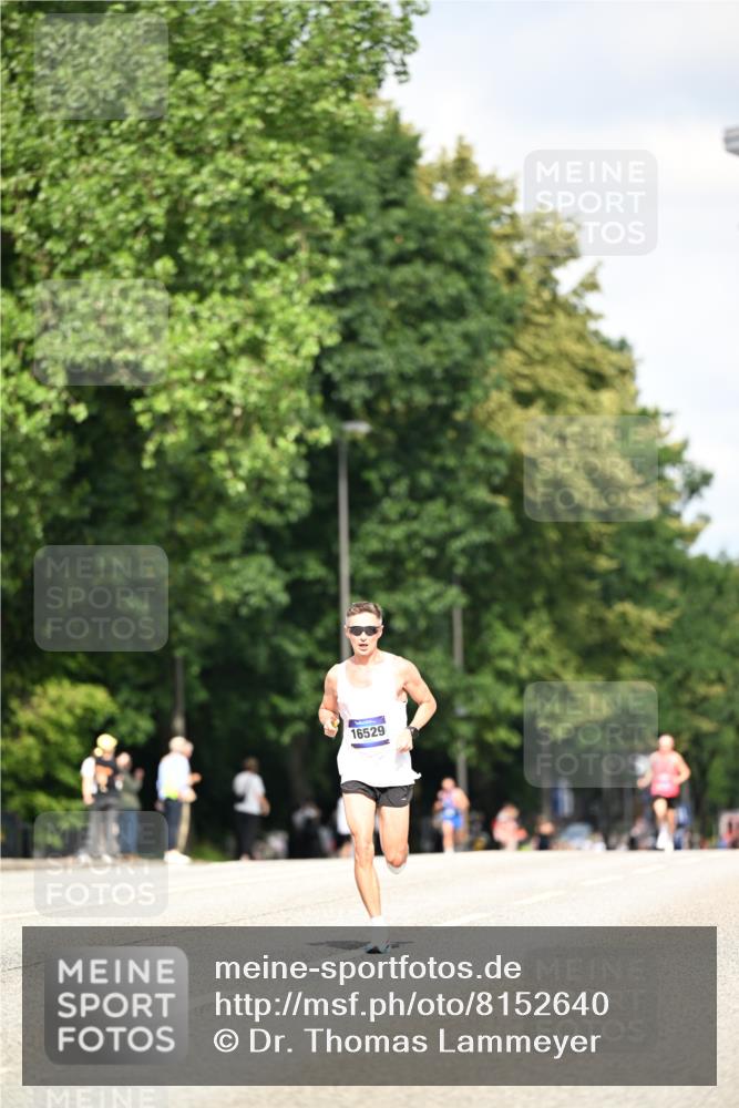 29.06.2025 - hella hamburg halbmarathon Dr. Thomas Lammeyer http://msf.ph/oto/8152640 29.06.2025 09:41:55 Kennedybrücke  meine-sportfotos.de