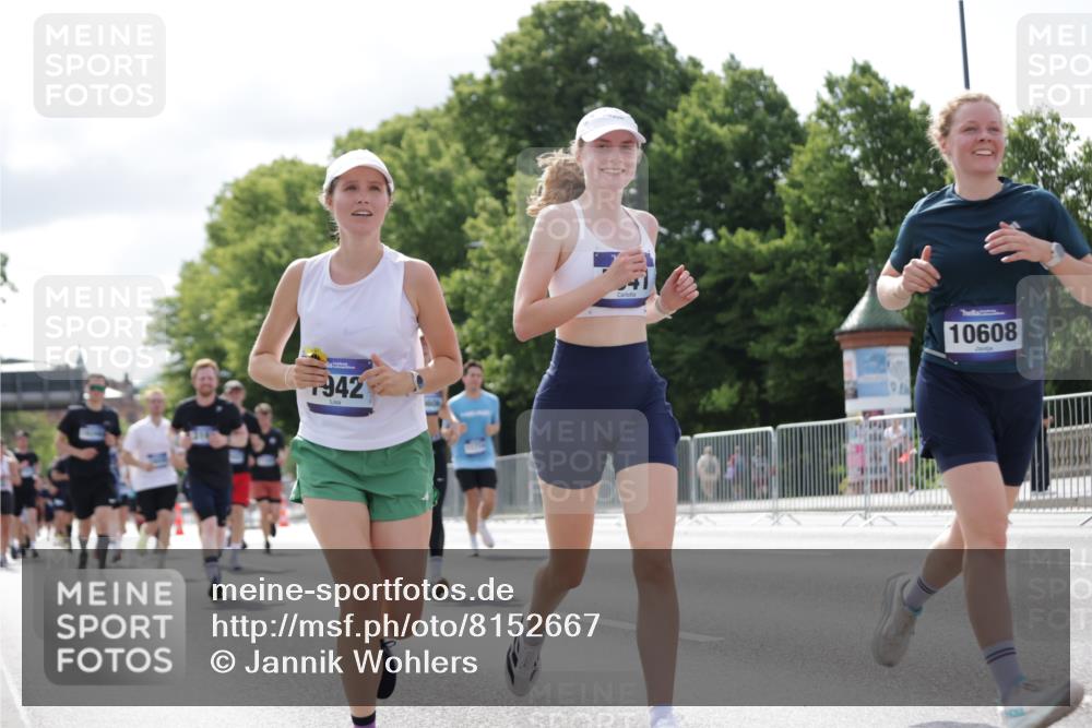 29.06.2025 - hella hamburg halbmarathon Jannik Wohlers http://msf.ph/oto/8152667 29.06.2025 10:15:25 Lombardsbrücke 2076, 2989, 3167, 4007, 4466, 4492, 4494, 6376, 6576, 7897, 7941, 7942, 8746, 8885, 9192, 9675, 10108, 10608, 11113, 11303, 11478, 11774, 11783, 11818, 12427, 12469, 12628, 13179, 13818, 13951, 14423, 14550, 14552, 14559, 14630, 15307, 15570, 15710, 15988, 16020, 16348, 16606, 16923, 17350, 18150, 18641, 18957 meine-sportfotos.de