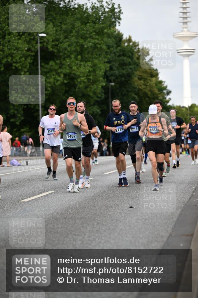 29.06.2025 - hella hamburg halbmarathon Dr. Thomas Lammeyer http://msf.ph/oto/8152722 29.06.2025 10:07:25 Kennedybrücke 1114, 1135, 1138, 1482, 1702, 1885, 2594, 2619, 2759, 2782, 2810, 3001, 3572, 3630, 4066, 4204, 4511, 4613, 4665, 6217, 7210, 7211, 7290, 7935, 8614, 9439, 9453, 9554, 10824 meine-sportfotos.de