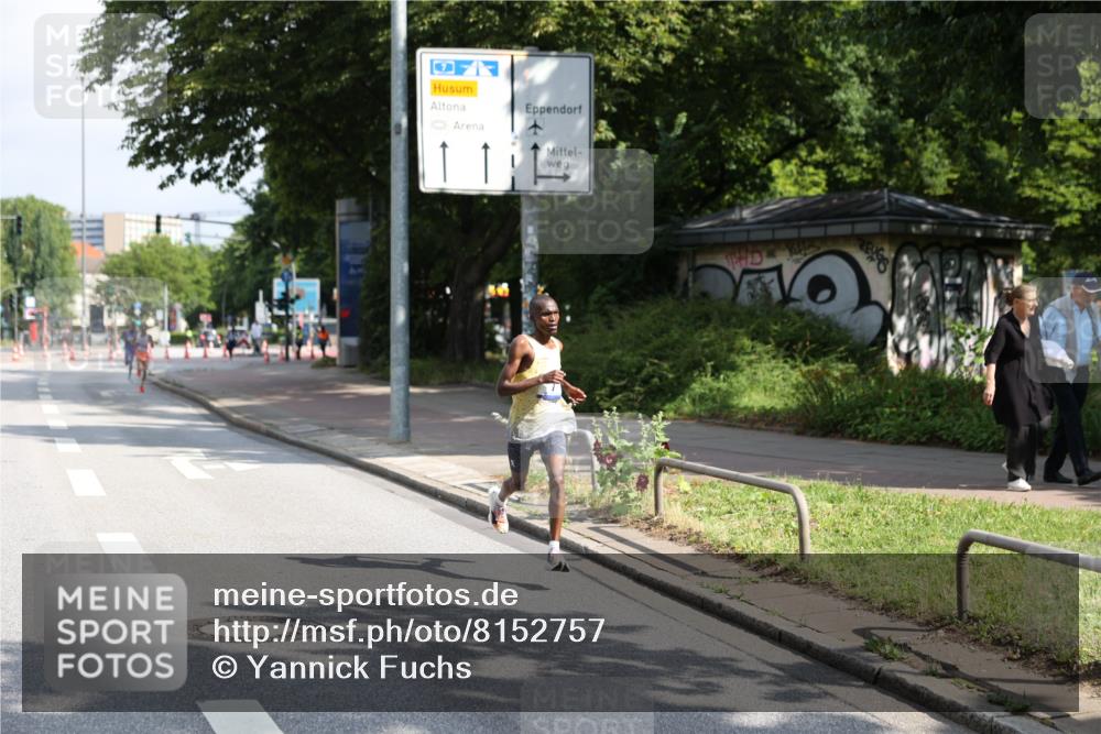 29.06.2025 - hella hamburg halbmarathon Yannick Fuchs http://msf.ph/oto/8152757 29.06.2025 09:59:19 20KM 7, 9, 16, 23 meine-sportfotos.de