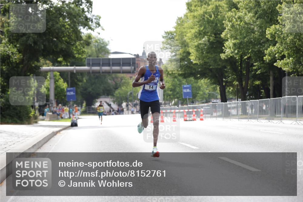 29.06.2025 - hella hamburg halbmarathon Jannik Wohlers http://msf.ph/oto/8152761 29.06.2025 09:32:04 Lombardsbrücke 14, 17, 21 meine-sportfotos.de