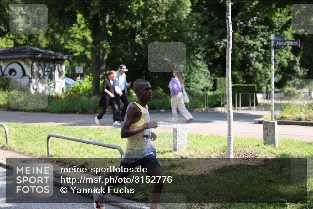 29.06.2025 - hella hamburg halbmarathon Yannick Fuchs http://msf.ph/oto/8152776 29.06.2025 09:59:21 20KM 7, 9, 16, 23 meine-sportfotos.de