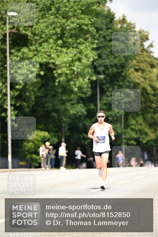 29.06.2025 - hella hamburg halbmarathon Dr. Thomas Lammeyer http://msf.ph/oto/8152850 29.06.2025 09:41:55 Kennedybrücke  meine-sportfotos.de