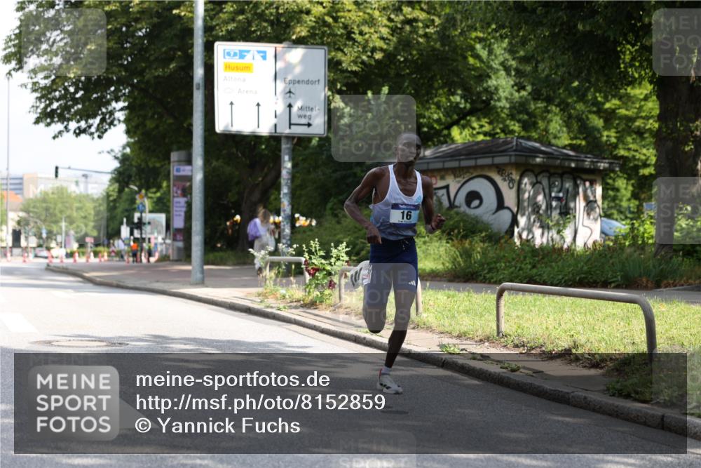 29.06.2025 - hella hamburg halbmarathon Yannick Fuchs http://msf.ph/oto/8152859 29.06.2025 09:59:35 20KM 16 meine-sportfotos.de