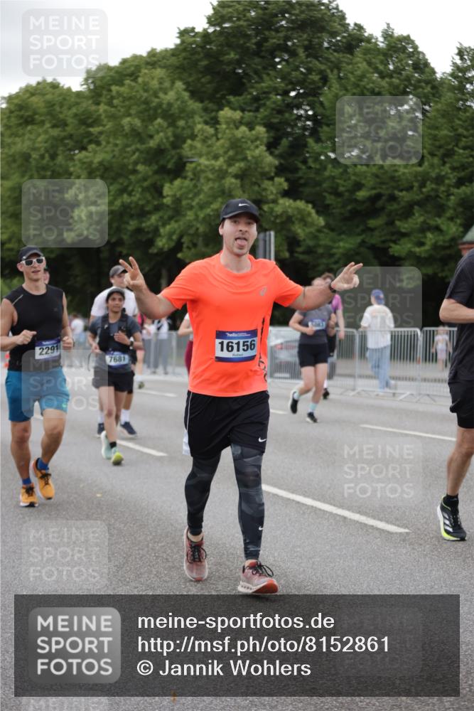 29.06.2025 - hella hamburg halbmarathon Jannik Wohlers http://msf.ph/oto/8152861 29.06.2025 10:52:39 Lombardsbrücke 2291, 2701, 2988, 3787, 4626, 4729, 6135, 6521, 7681, 7737, 9545, 10055, 10417, 10568, 10661, 11520, 11524, 11919, 12127, 12128, 13489, 13916, 13917, 14765, 14807, 14977, 14979, 16137, 16156, 16961, 18988 meine-sportfotos.de