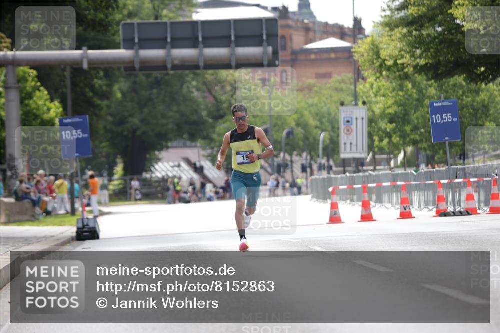 29.06.2025 - hella hamburg halbmarathon Jannik Wohlers http://msf.ph/oto/8152863 29.06.2025 09:32:10 Lombardsbrücke 14, 17, 21 meine-sportfotos.de