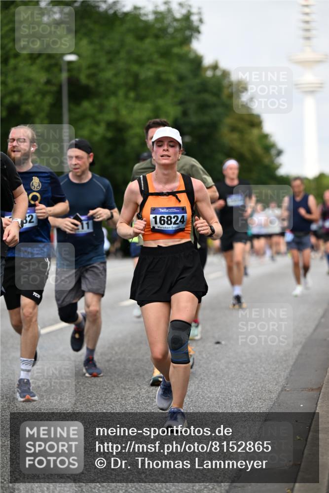 29.06.2025 - hella hamburg halbmarathon Dr. Thomas Lammeyer http://msf.ph/oto/8152865 29.06.2025 10:07:29 Kennedybrücke 1114, 1135, 1138, 1482, 1702, 1885, 2594, 2619, 2759, 2782, 2810, 3001, 3572, 3630, 4066, 4511, 4613, 6217, 6391, 7210, 7211, 7290, 7935, 8614, 9439, 9453, 9554, 10824 meine-sportfotos.de