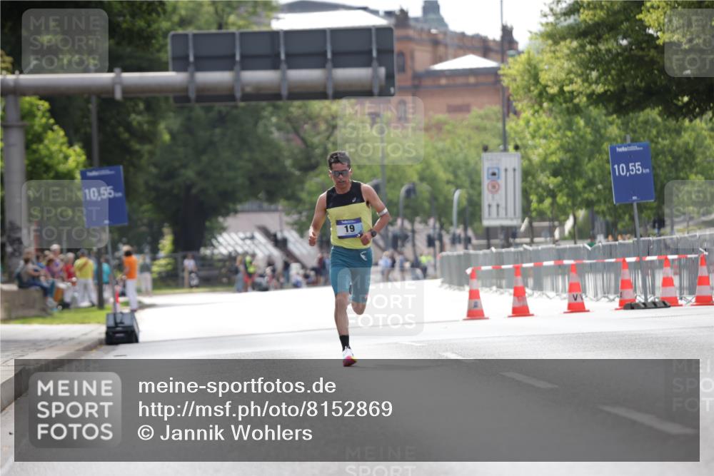 29.06.2025 - hella hamburg halbmarathon Jannik Wohlers http://msf.ph/oto/8152869 29.06.2025 09:32:10 Lombardsbrücke 14, 17, 21 meine-sportfotos.de