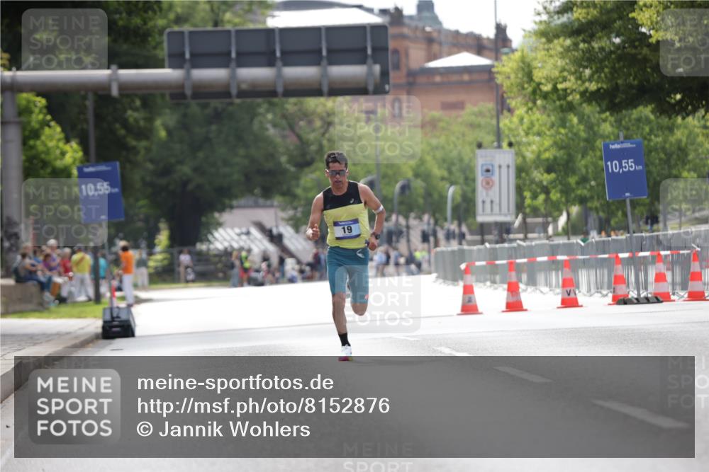 29.06.2025 - hella hamburg halbmarathon Jannik Wohlers http://msf.ph/oto/8152876 29.06.2025 09:32:10 Lombardsbrücke 14, 17, 21 meine-sportfotos.de
