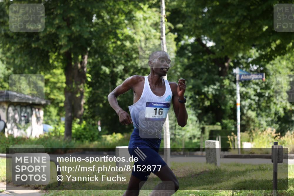 29.06.2025 - hella hamburg halbmarathon Yannick Fuchs http://msf.ph/oto/8152877 29.06.2025 09:59:36 20KM 16 meine-sportfotos.de