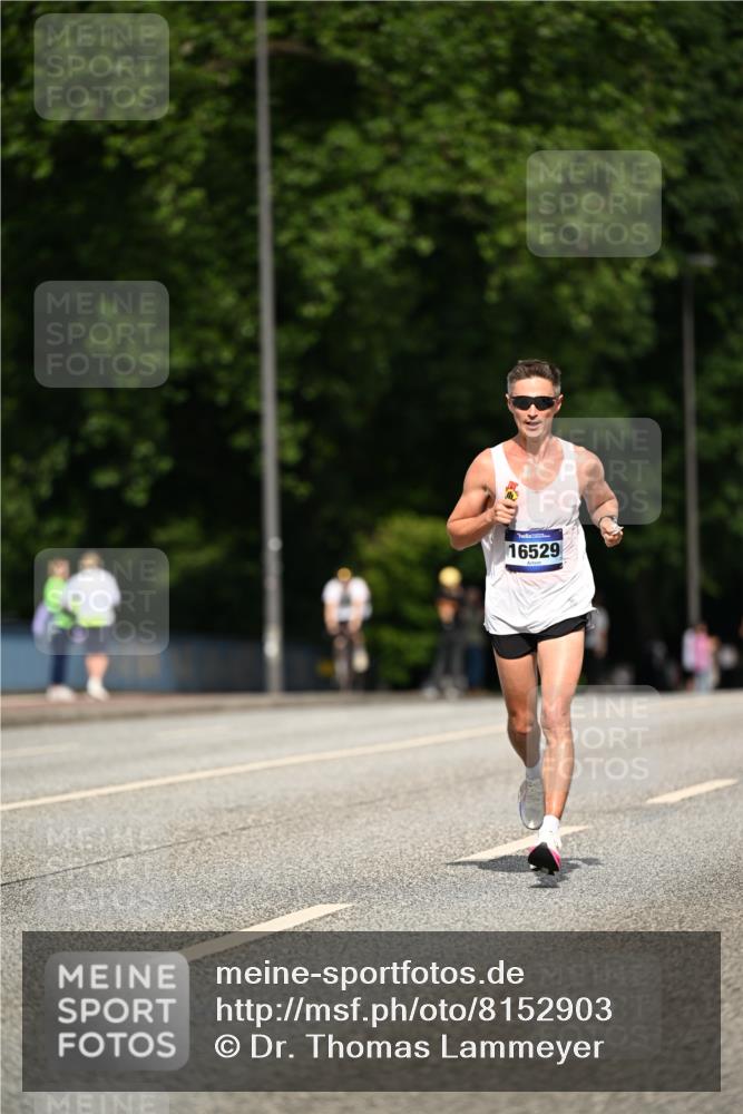 29.06.2025 - hella hamburg halbmarathon Dr. Thomas Lammeyer http://msf.ph/oto/8152903 29.06.2025 09:41:57 Kennedybrücke  meine-sportfotos.de