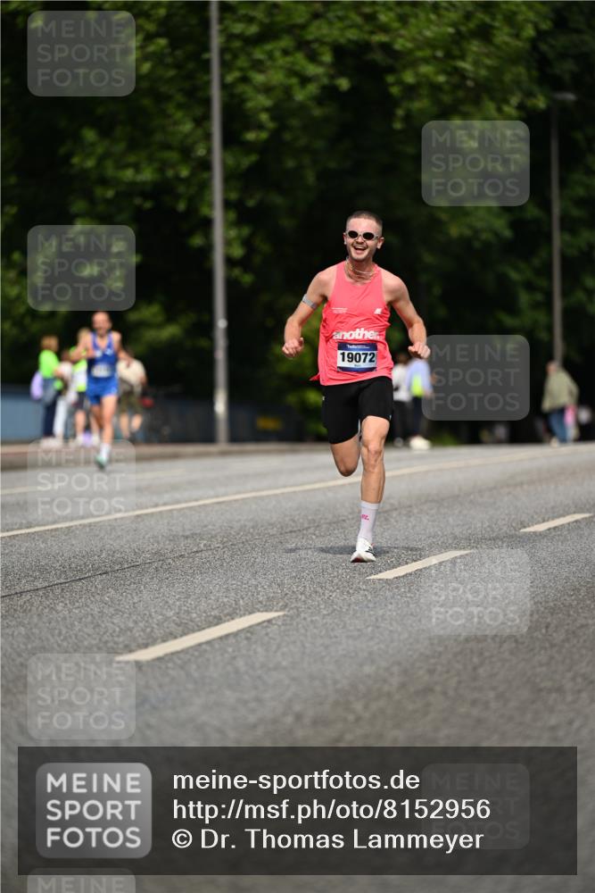 29.06.2025 - hella hamburg halbmarathon Dr. Thomas Lammeyer http://msf.ph/oto/8152956 29.06.2025 09:42:10 Kennedybrücke 4524 meine-sportfotos.de