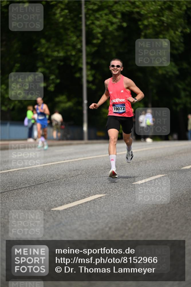 29.06.2025 - hella hamburg halbmarathon Dr. Thomas Lammeyer http://msf.ph/oto/8152966 29.06.2025 09:42:10 Kennedybrücke 4524 meine-sportfotos.de