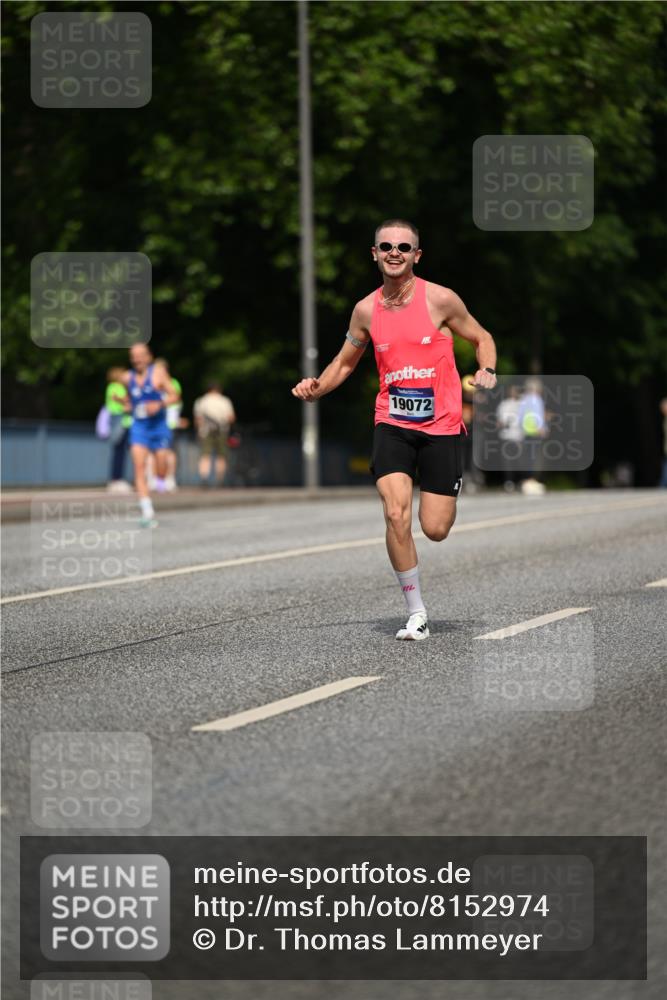 29.06.2025 - hella hamburg halbmarathon Dr. Thomas Lammeyer http://msf.ph/oto/8152974 29.06.2025 09:42:11 Kennedybrücke 4524 meine-sportfotos.de