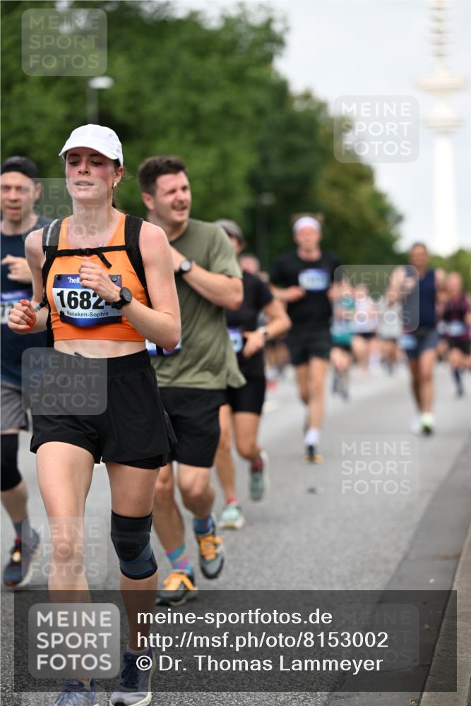 29.06.2025 - hella hamburg halbmarathon Dr. Thomas Lammeyer http://msf.ph/oto/8153002 29.06.2025 10:07:29 Kennedybrücke 1114, 1135, 1138, 1482, 1702, 1885, 2594, 2619, 2759, 2782, 2810, 3001, 3572, 3630, 4066, 4511, 4613, 6217, 6391, 7210, 7211, 7290, 7935, 8614, 9439, 9453, 9554, 10824 meine-sportfotos.de