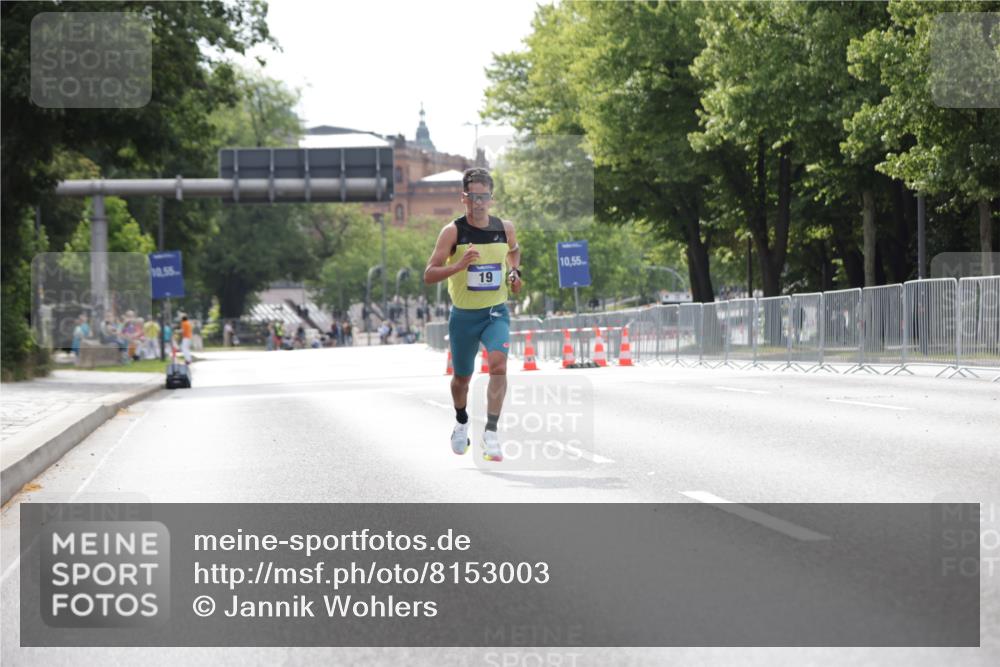 29.06.2025 - hella hamburg halbmarathon Jannik Wohlers http://msf.ph/oto/8153003 29.06.2025 09:32:12 Lombardsbrücke 14, 17, 19, 21 meine-sportfotos.de