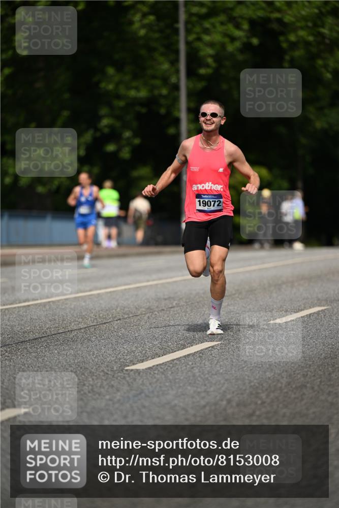 29.06.2025 - hella hamburg halbmarathon Dr. Thomas Lammeyer http://msf.ph/oto/8153008 29.06.2025 09:42:11 Kennedybrücke 4524 meine-sportfotos.de