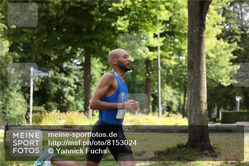 29.06.2025 - hella hamburg halbmarathon Yannick Fuchs http://msf.ph/oto/8153024 29.06.2025 10:00:32 20KM 8, 20, 58, 59 meine-sportfotos.de