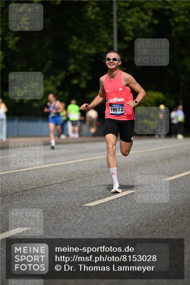 29.06.2025 - hella hamburg halbmarathon Dr. Thomas Lammeyer http://msf.ph/oto/8153028 29.06.2025 09:42:11 Kennedybrücke 4524 meine-sportfotos.de