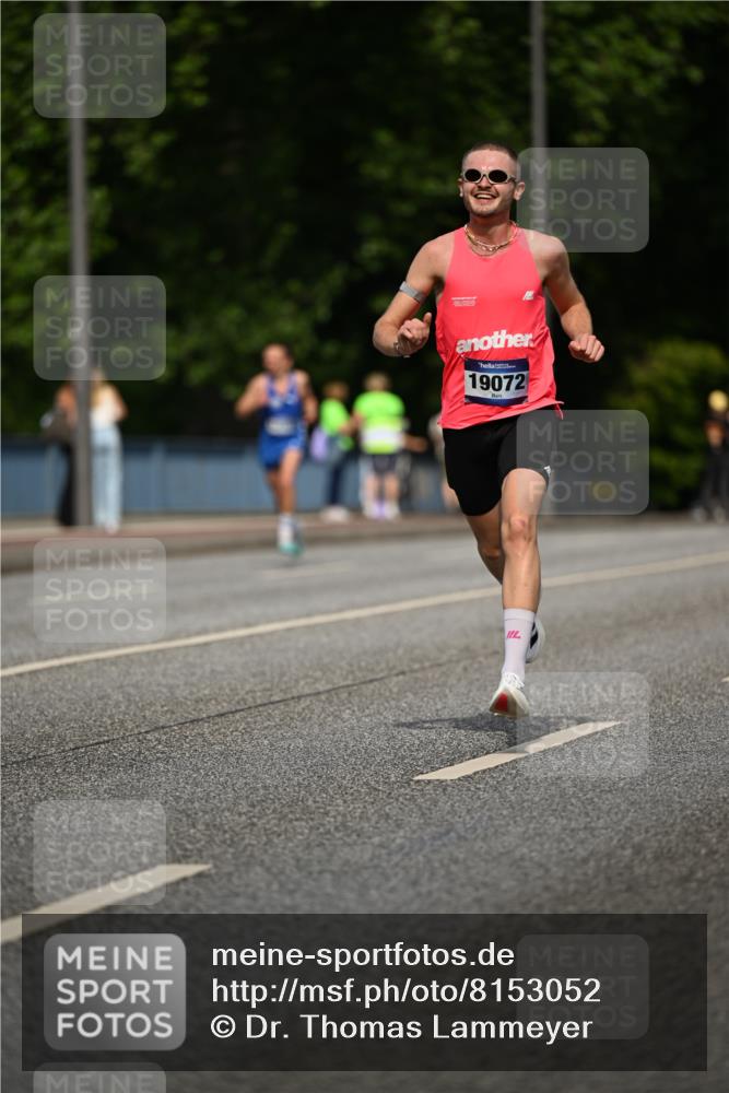 29.06.2025 - hella hamburg halbmarathon Dr. Thomas Lammeyer http://msf.ph/oto/8153052 29.06.2025 09:42:12 Kennedybrücke 4524 meine-sportfotos.de